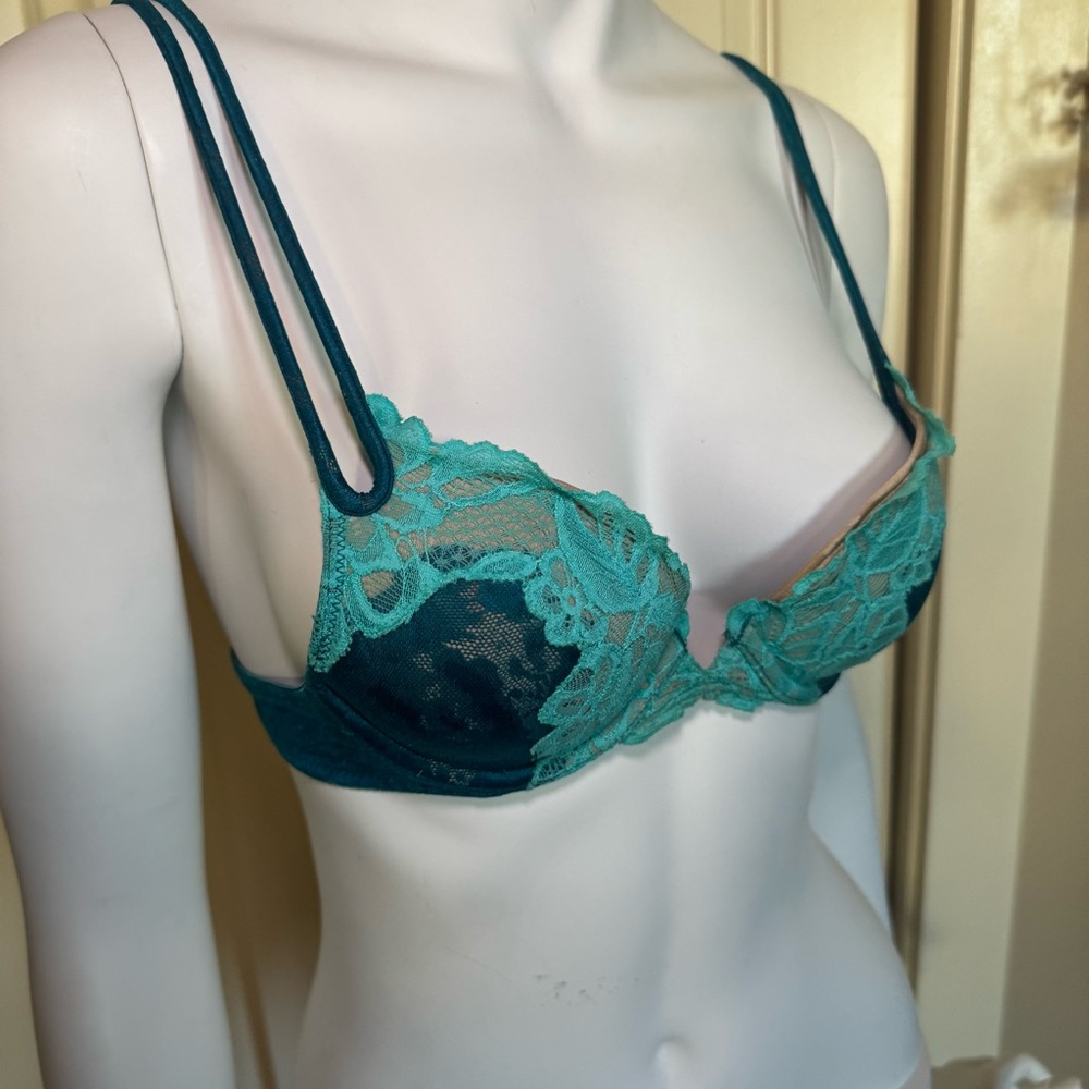 Victoria's Secret Teal Lace Underwire Bra with Double Straps